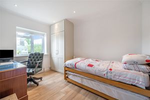 Photo 16- click for photo gallery